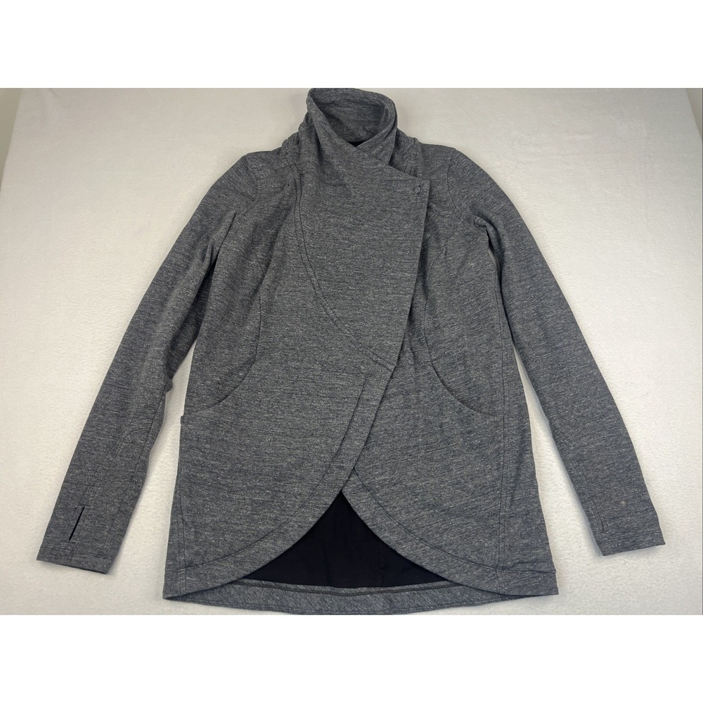 Lululemon Women’s That's A Wrap snap closure jacket  heathered gray Size 6